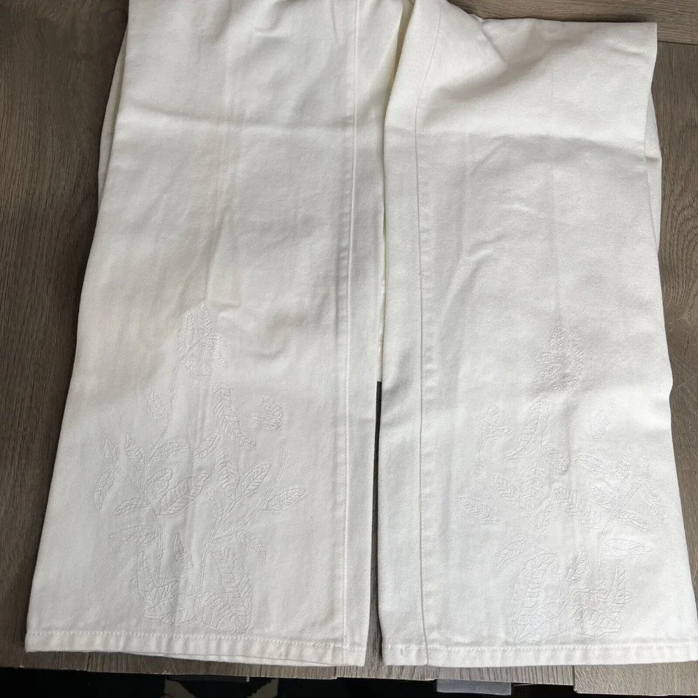 Anne Klein Jeans Womens 14 White 5 Pocket Jeans Embroidery detail at Hem - Picture 6 of 14